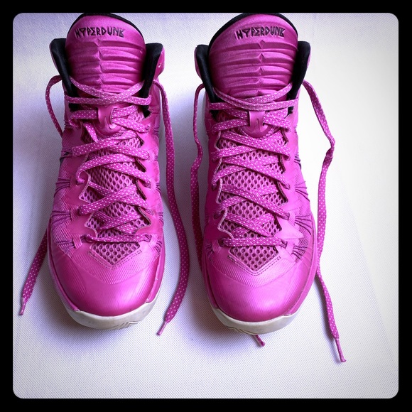 Nike Shoes - 💖Hot Pink Breast Cancer NIKE Hyperdunks Sz.8.5💖